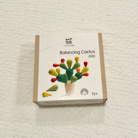Plan Toys Balancing Cactus - Picture 3 of 6